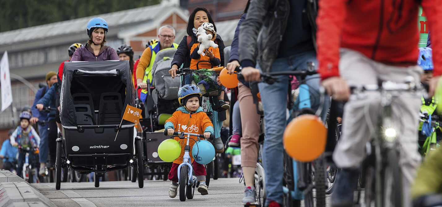 ADFC Kidical Mass | 24.September 2022 Kinder sind selbständig unterwegs bei der Kidical Mass Berlin