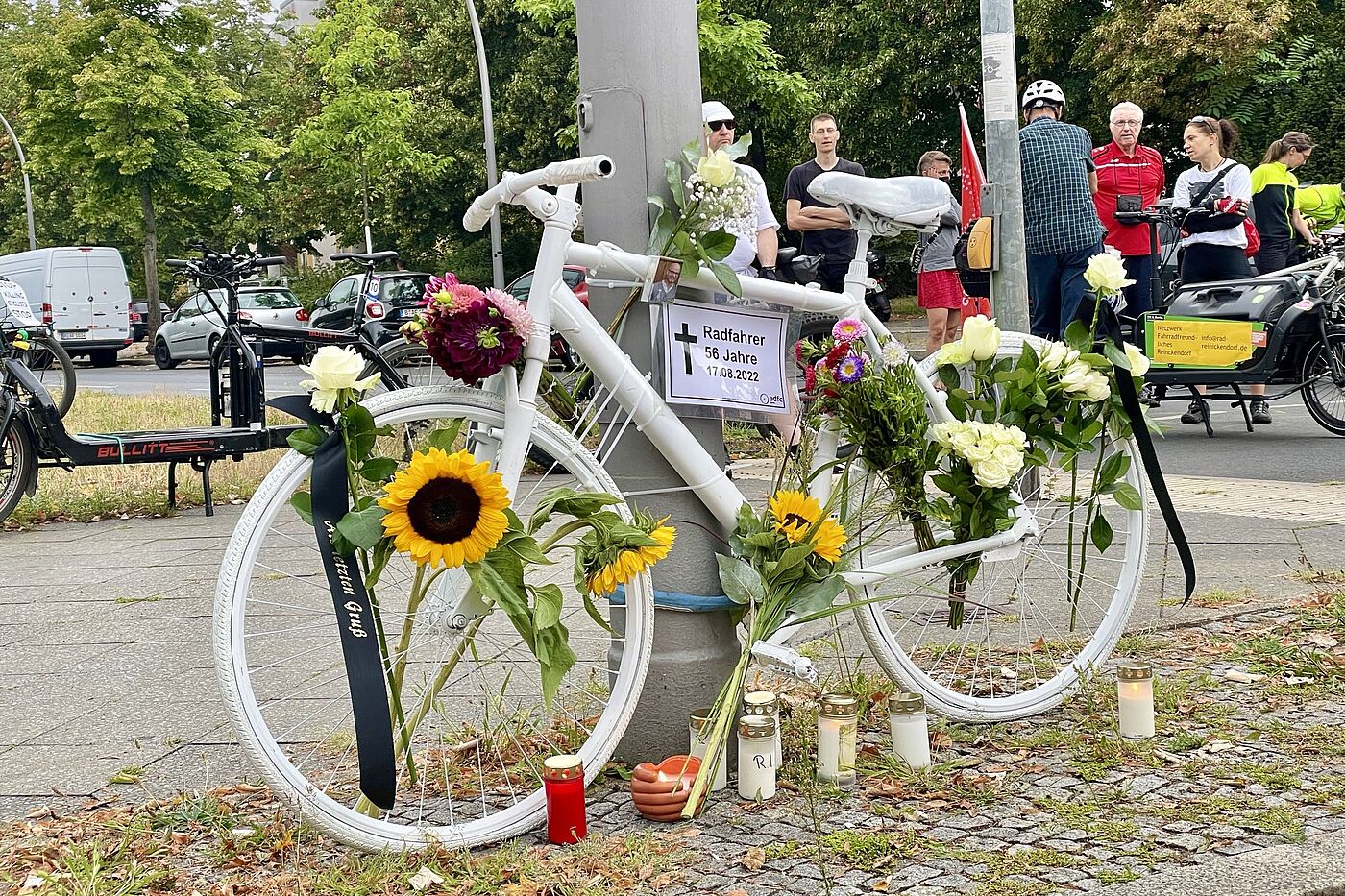 #VisionZero-Demo: Geisterrad in Reinickendorf #VisionZero-Demo: Geisterrad in Reinickendorf