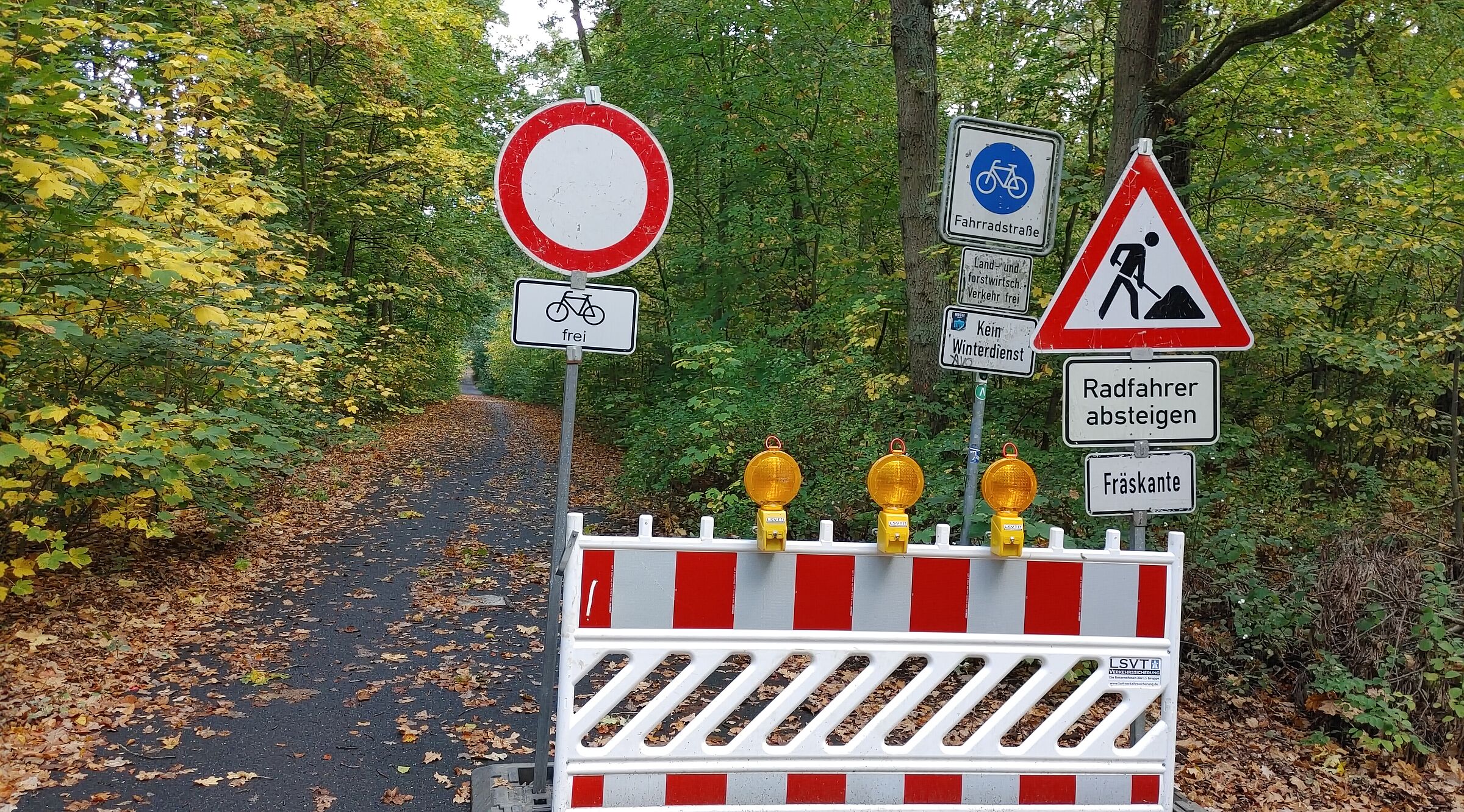 Beschilderung der Baustelle
