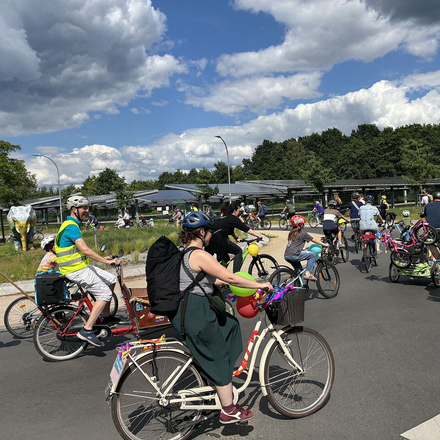 Kinderkorso auf dem Fahrrad
